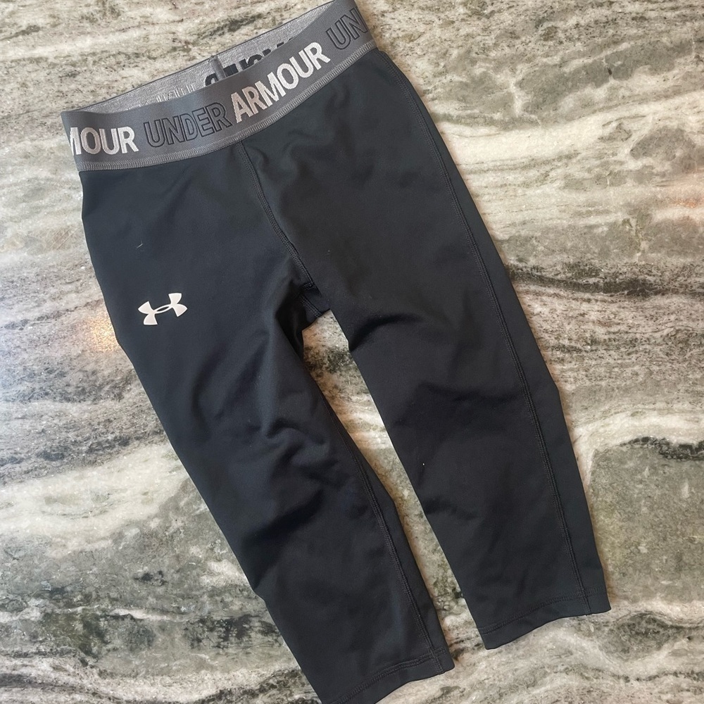 Girls Under Armour Leggings Size Small